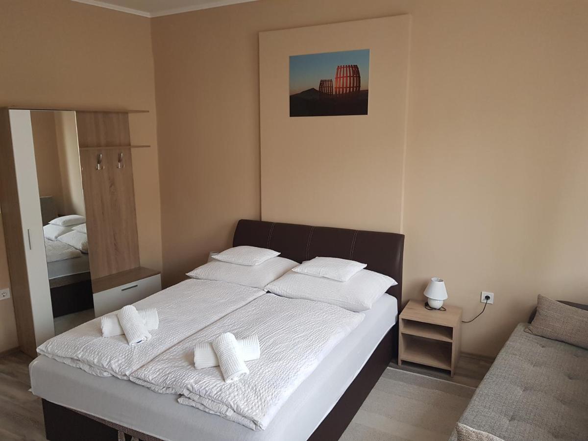 Dm Vendeghaz Villány Dış mekan fotoğraf